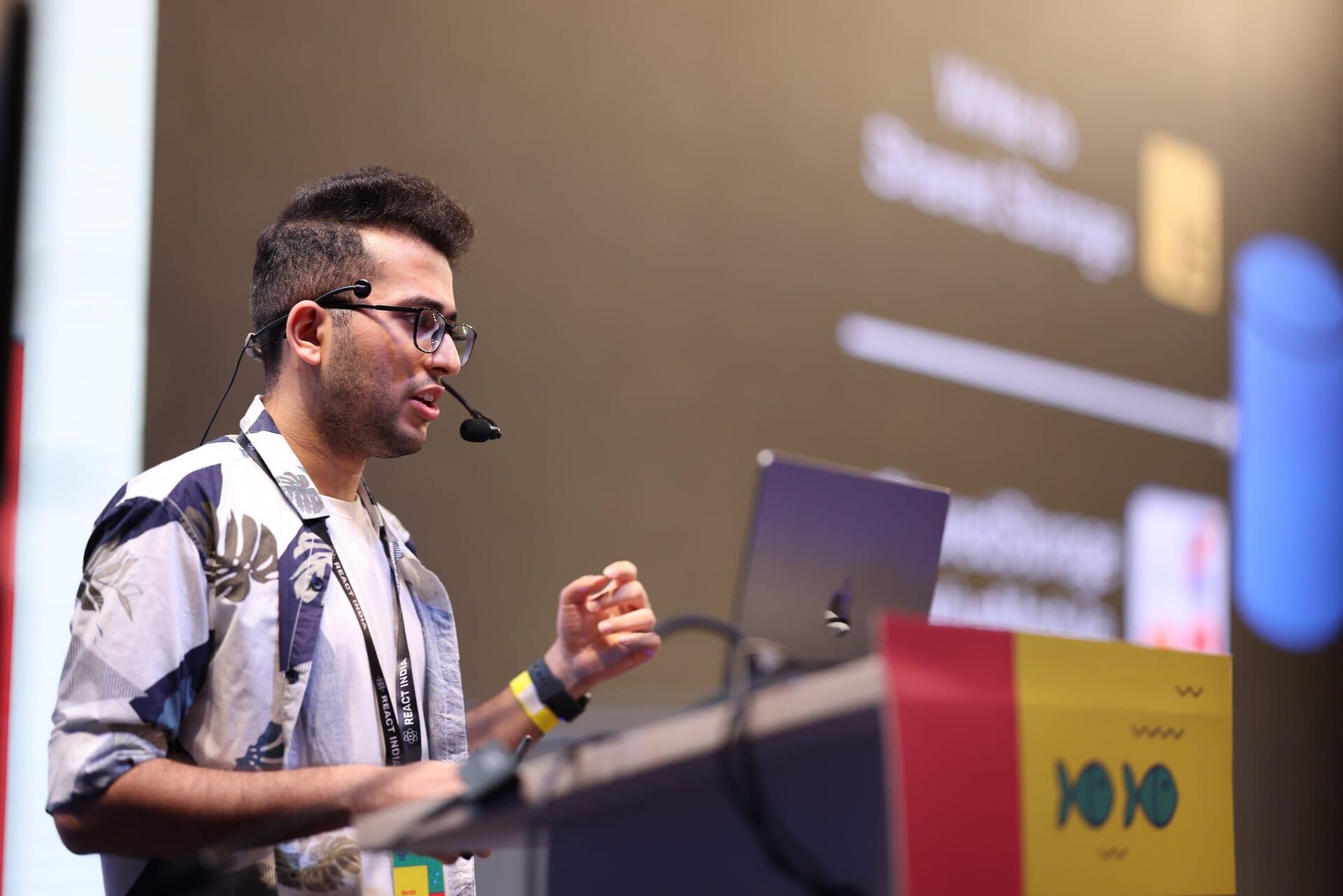 Shayan Menahi backstage at React India 2023 conference